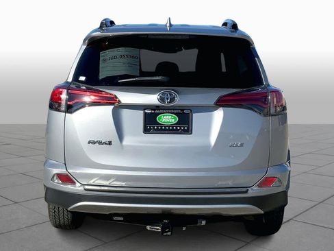 Used 2018 Toyota RAV4 XLE image 5