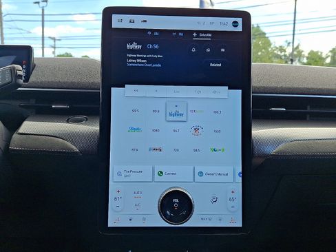 Certified 2024 Ford Mustang Mach-E GT image 16