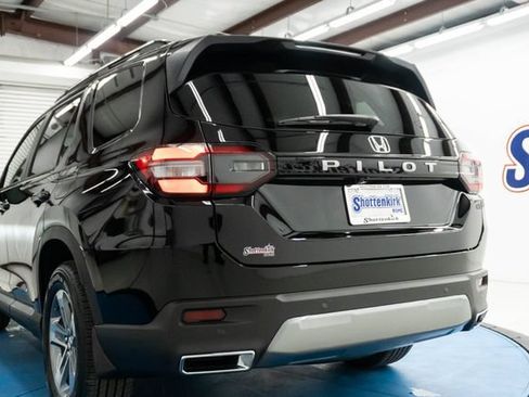 New 2026 Honda Pilot EX-L image 8