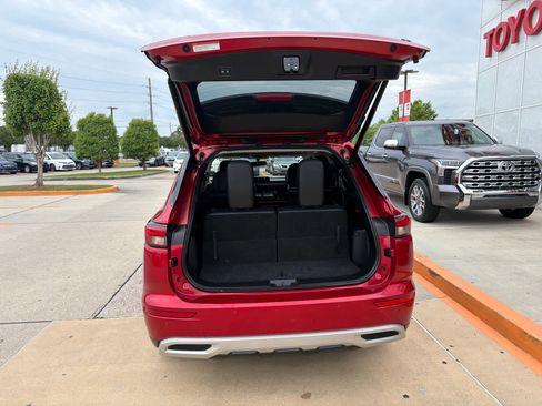 Used 2024 Mitsubishi Outlander SE FWD image 19
