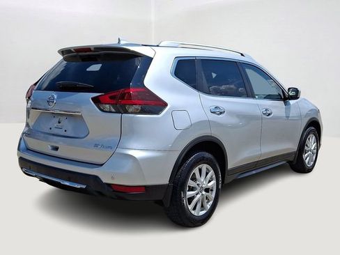 Used 2020 Nissan Rogue SV AWD/4WD image 6