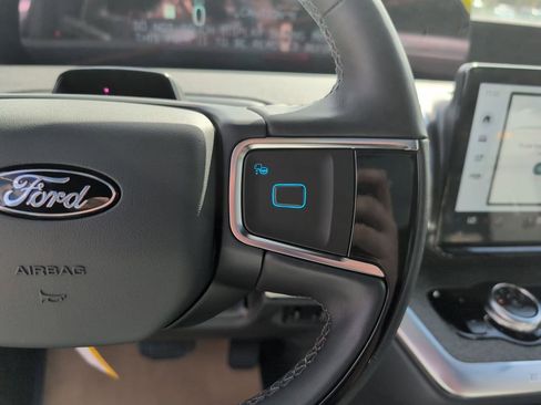 New 2025 Ford Expedition Tremor image 32