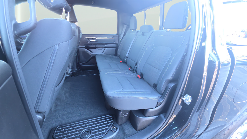 Used 2022 RAM 1500 Big Horn AWD/4WD image 17