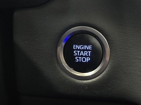 Used 2023 Toyota Tundra Platinum image 35