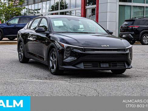 Used 2025 Kia K4 FWD image 6