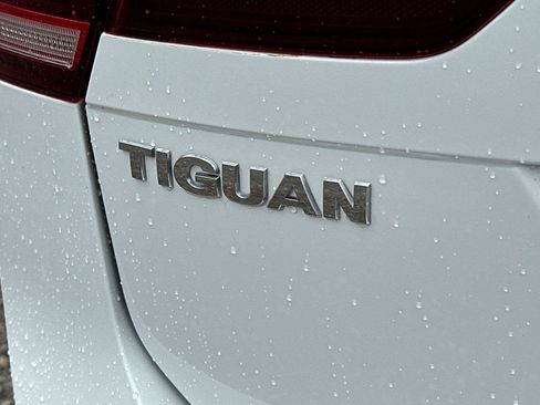 Certified 2021 Volkswagen Tiguan S FWD image 26