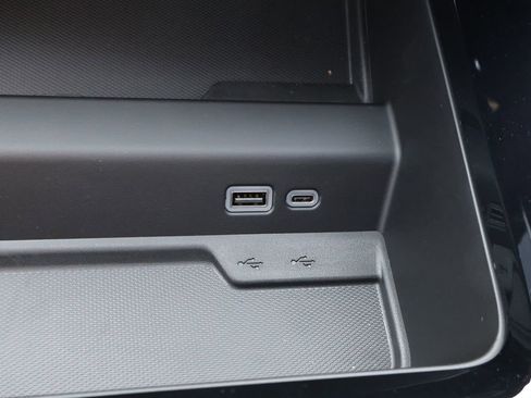 New 2026 Chevrolet Suburban RST w/ Sun And Tow Package image 34