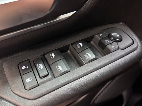 Used 2025 RAM 1500 Big Horn AWD/4WD image 5