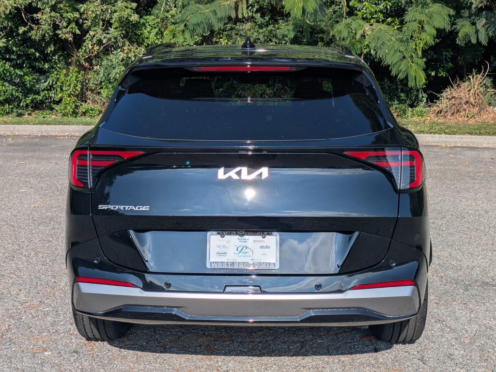 Used 2026 Kia Sportage SX FWD image 5