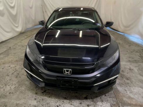 Used 2019 Honda Civic EX image 3