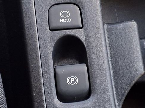 Used 2025 Toyota Corolla LE image 21