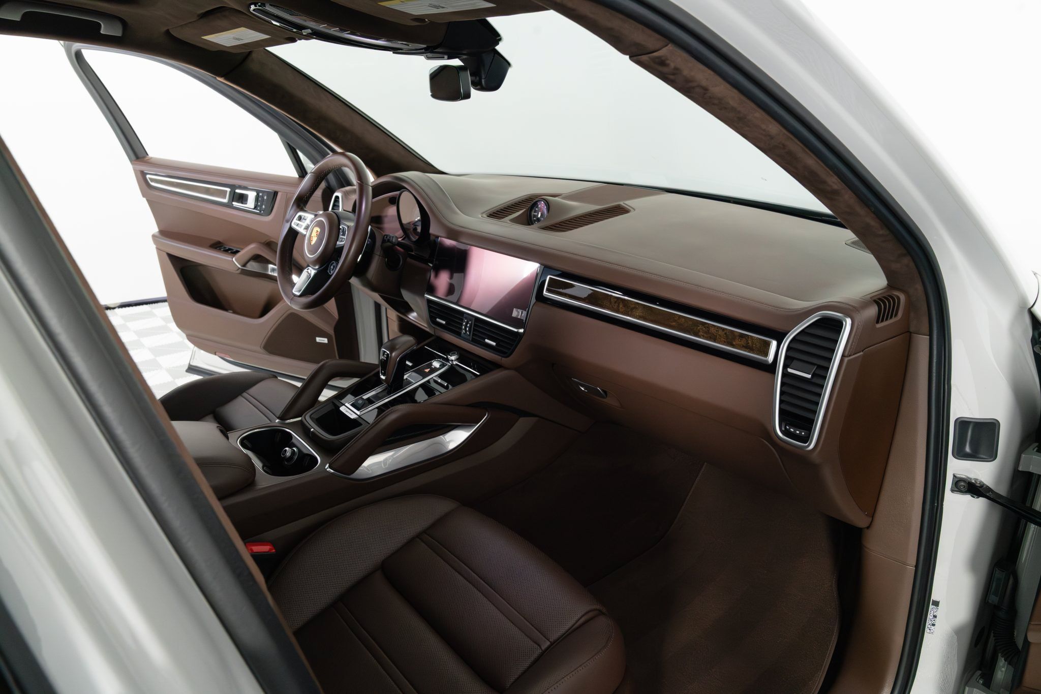 Used 2022 Porsche Cayenne Turbo AWD/4WD image 9