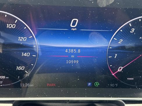 Used 2026 Mercedes-Benz GLC 300 image 26
