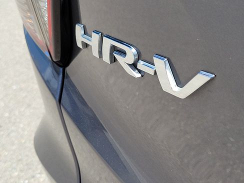 Used 2022 Honda HR-V EX image 8
