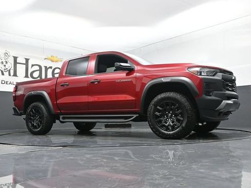 Used 2026 Chevrolet Colorado Trail Boss AWD/4WD image 2