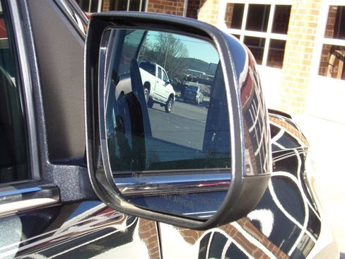 Used 2019 Chevrolet Colorado LT w/ LT Convenience Package image 66