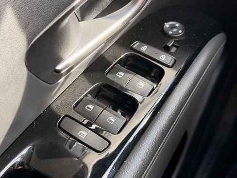 Used 2022 Hyundai Tucson Limited FWD image 18