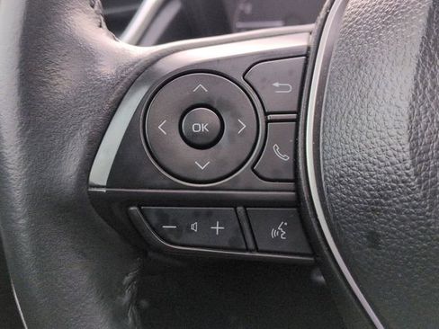 Certified 2025 Toyota Corolla Cross AWD Hybrid w/ Moonroof Package image 18