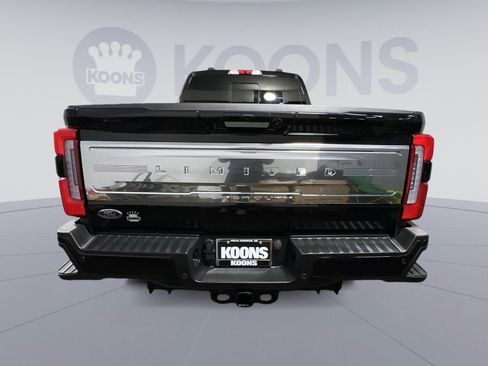 Used 2023 Ford F250 Limited w/ FX4 Off-Road Package image 5