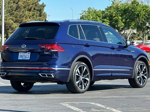 Used 2022 Volkswagen Tiguan SEL R-Line image 4