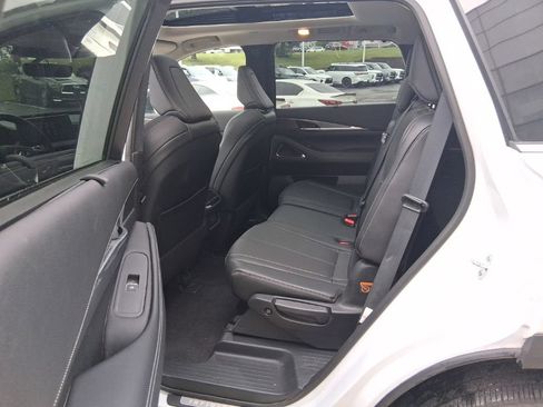 Certified 2026 INFINITI QX60 Luxe w/ Cargo Package AWD/4WD image 34