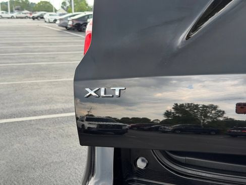 Used 2021 Ford Expedition XLT AWD/4WD image 35