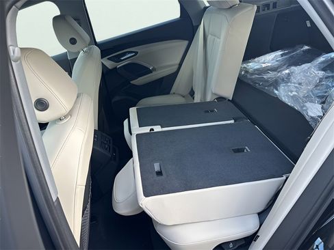 New 2025 Audi Q5 Premium image 19