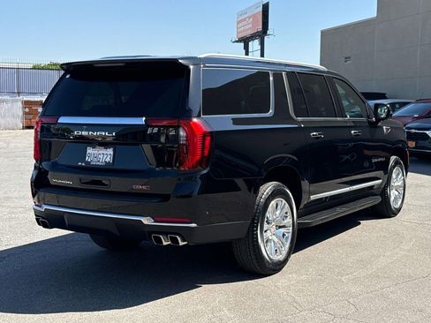 Used 2025 GMC Yukon XL Denali AWD/4WD image 3