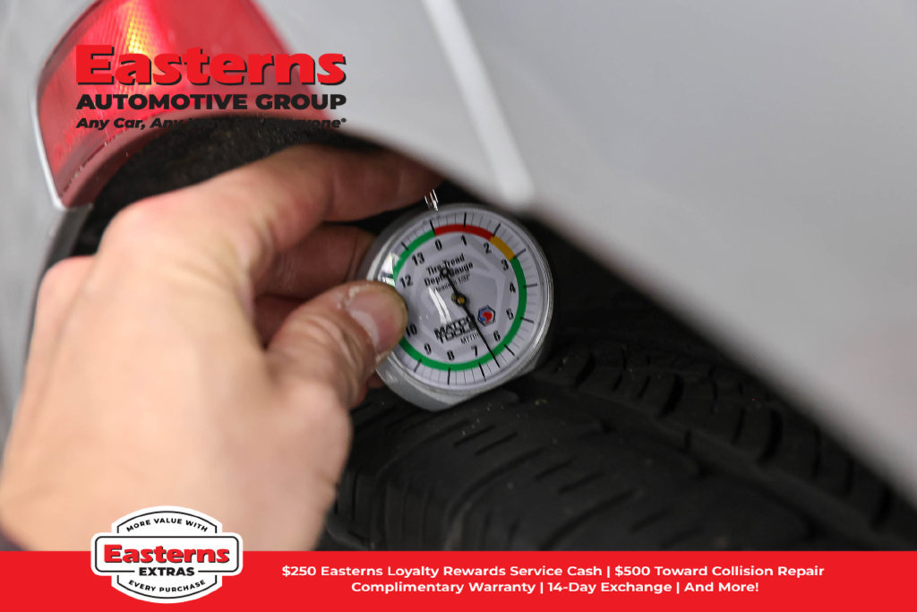Used 2023 Chrysler Pacifica Limited FWD image 31