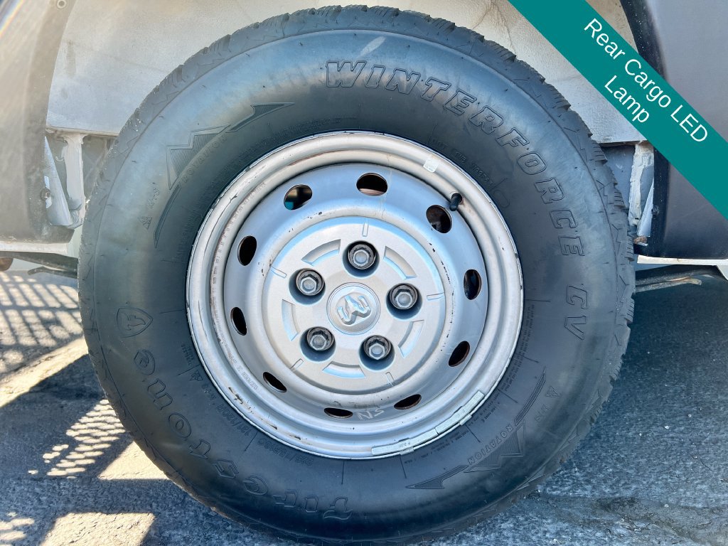 Used 2024 RAM ProMaster 2500 w/ Convenience Group FWD image 21