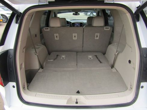 Used 2023 GMC Acadia Denali image 27