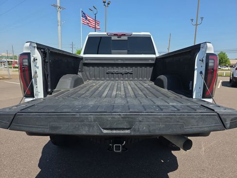 Used 2024 GMC Sierra 2500 AT4X w/ AT4X AEV Edition AWD/4WD image 14