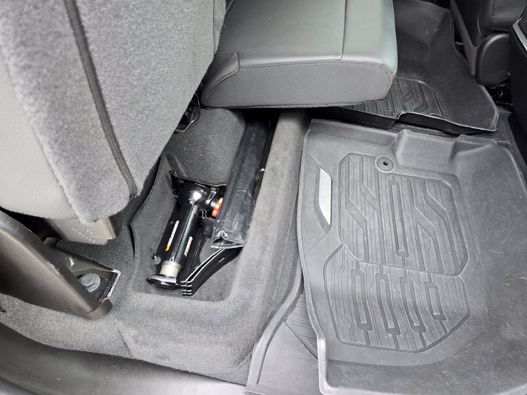 Used 2025 GMC Sierra 1500 Denali AWD/4WD image 42