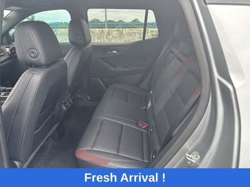 Used 2025 Chevrolet Equinox RS w/ Safety and Technology Package FWD image 3