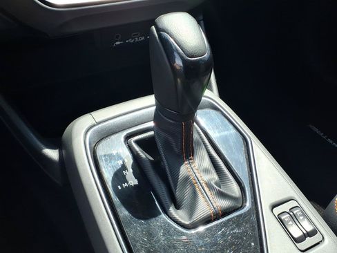 Used 2025 Subaru Crosstrek 2.5i Limited w/ Crosstrek Mirror Package AWD/4WD image 12