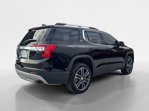 Used 2023 GMC Acadia SLT w/ Technology Package image 3