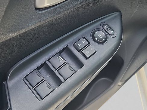 Used 2015 Honda Fit EX image 22