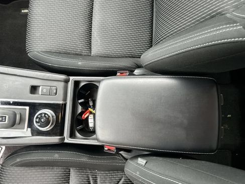 Used 2022 Mitsubishi Outlander ES FWD image 19