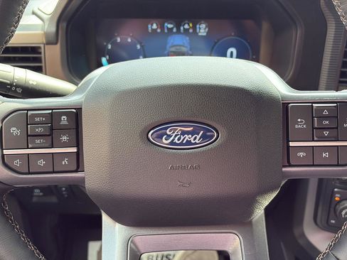 Used 2025 Ford F150 Lariat w/ Equipment Group 502A High image 11