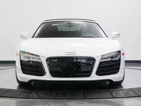Used 2015 Audi R8 V8 image 12