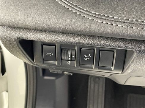 Used 2021 Subaru Outback Touring XT image 16