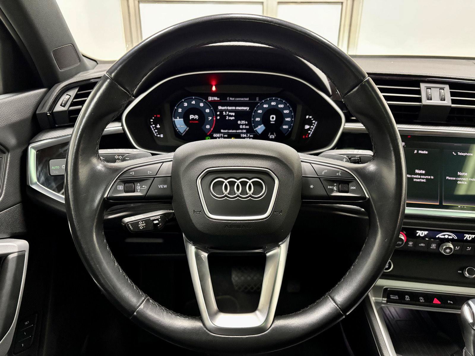 Used 2024 Audi Q3 2.0T Premium AWD/4WD image 24