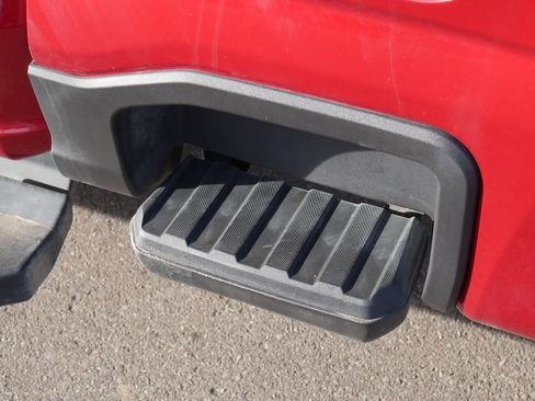 Used 2023 Ford F250 Lariat image 18