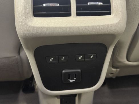 Used 2020 GMC Terrain Denali w/ Denali Premium Package image 19