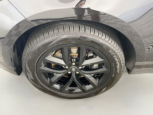 Used 2024 Land Rover Range Rover Velar S image 38