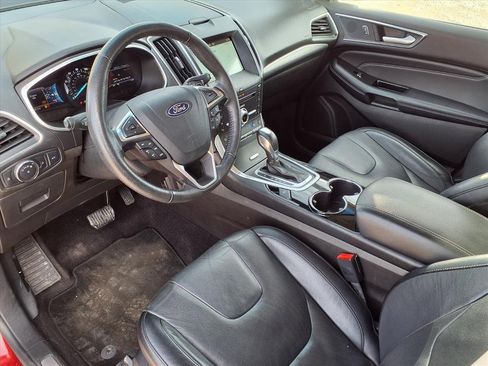 Used 2017 Ford Edge Titanium w/ Equipment Group 302A image 6