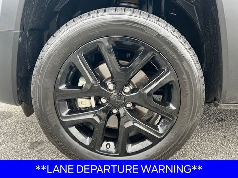 Used 2022 Jeep Renegade Altitude image 11