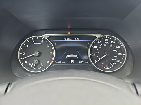 Used 2024 Nissan Sentra SV FWD image 23