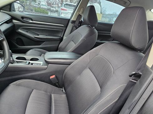 Used 2022 Nissan Altima 2.5 SV image 25