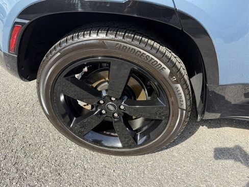 Used 2021 Land Rover Defender 110 X-Dynamic HSE image 11